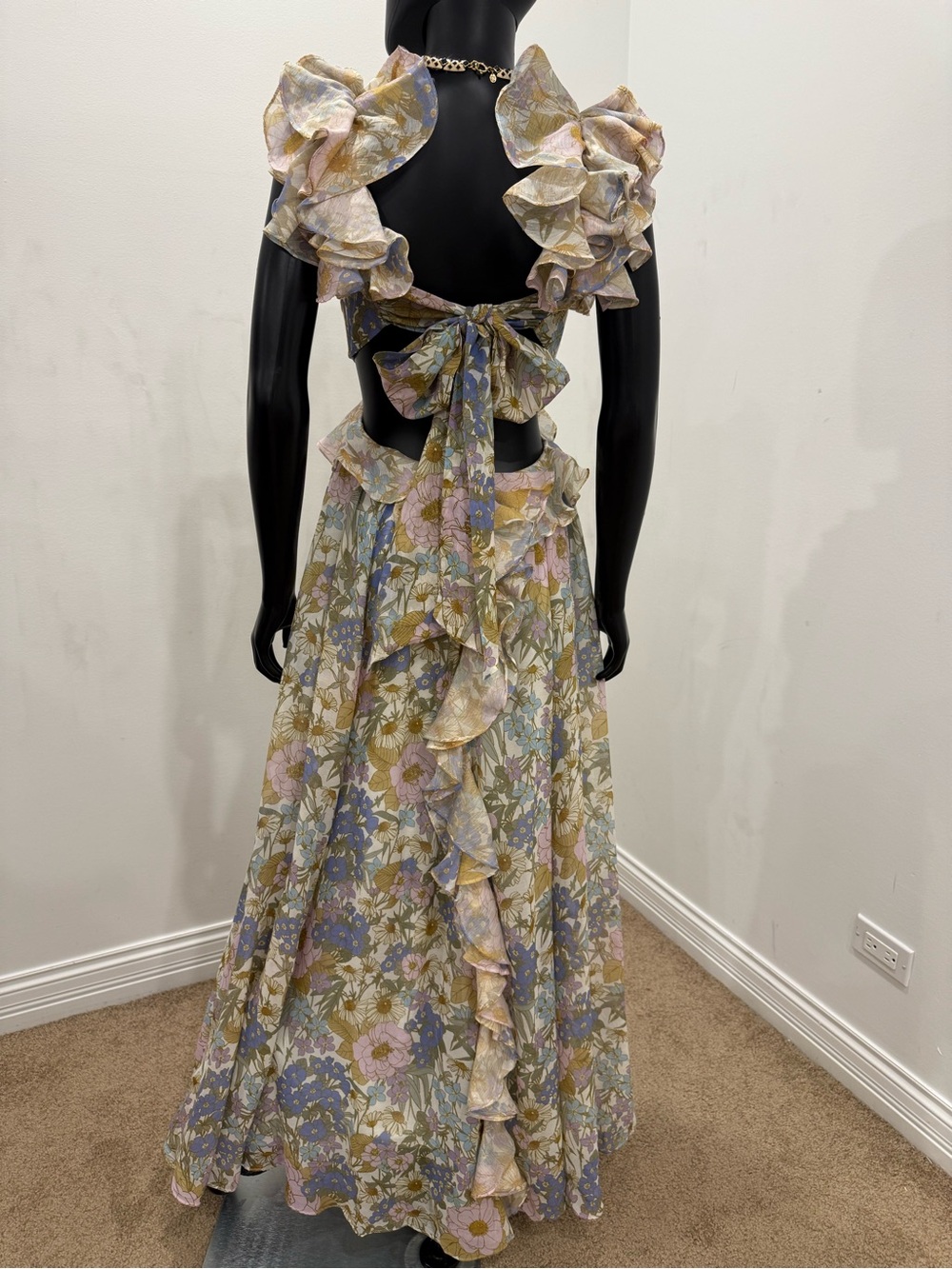 Zimmermann Floral Ruffle Open Back Cutout Silk Blend Maxi Dress Size 1
M